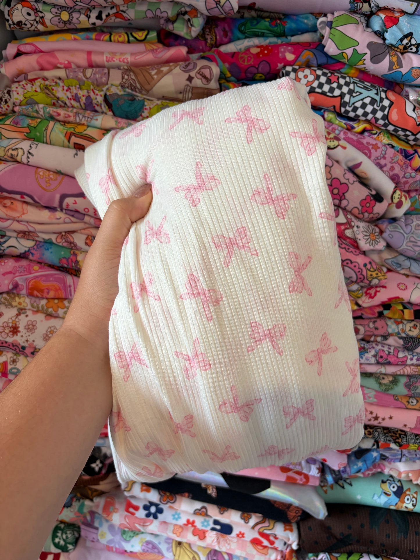 MTO SMALL PINK BOWS