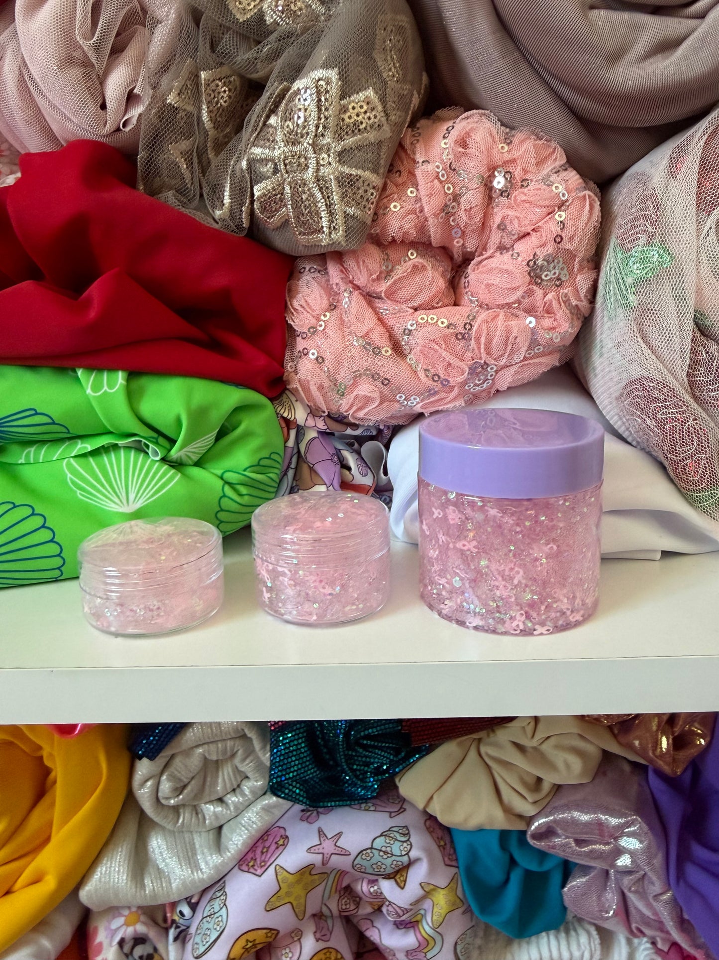 breast cancer ribbon hair glitter