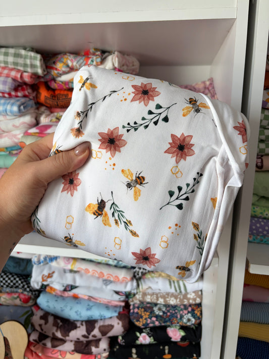 MTO BEE AND FLOWER SUMMER SET