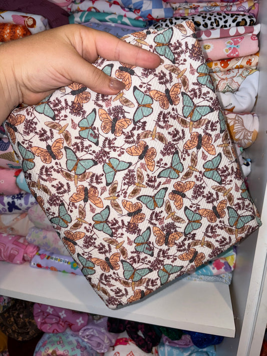 neutral butterfly bow