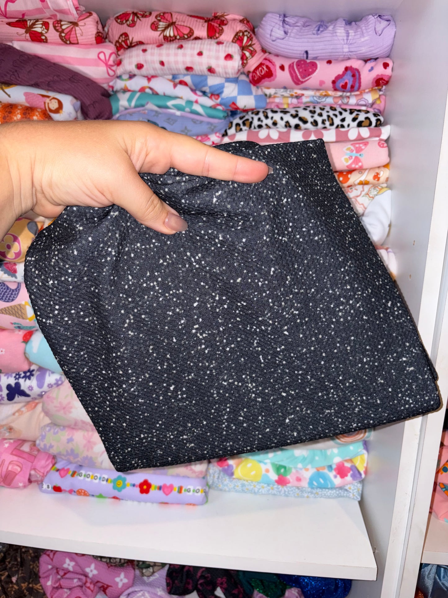 Black faux sparkle bows