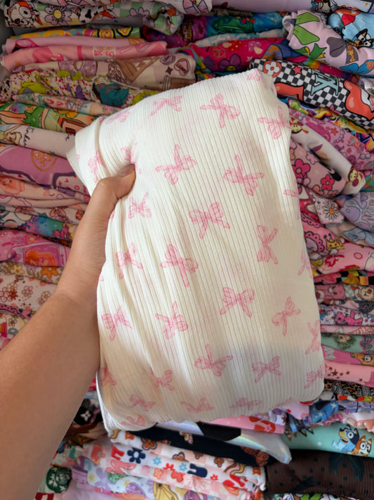 MTO SMALL PINK BOWS